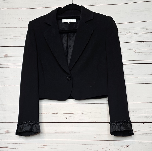 Tahari Arthur S. Levine Bolero Jacket with Silk Sleeve Cuffs - Picture 3 of 10